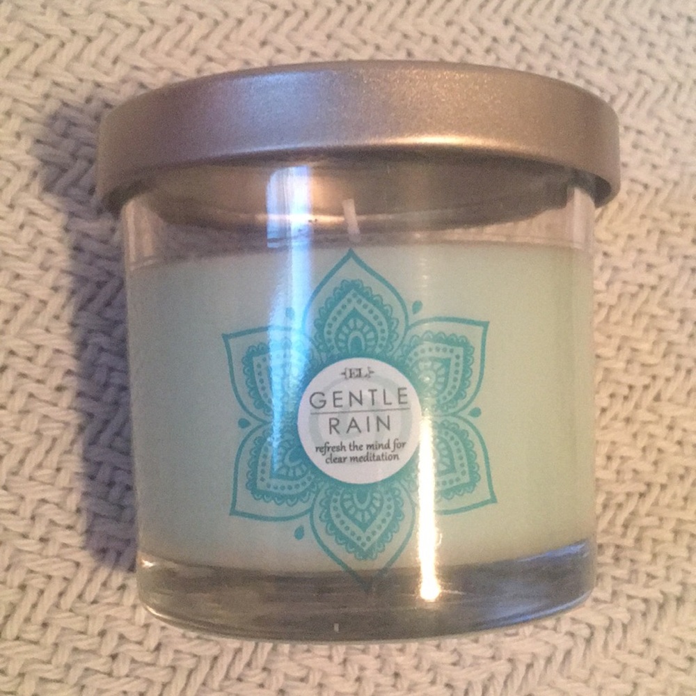 Scented candle